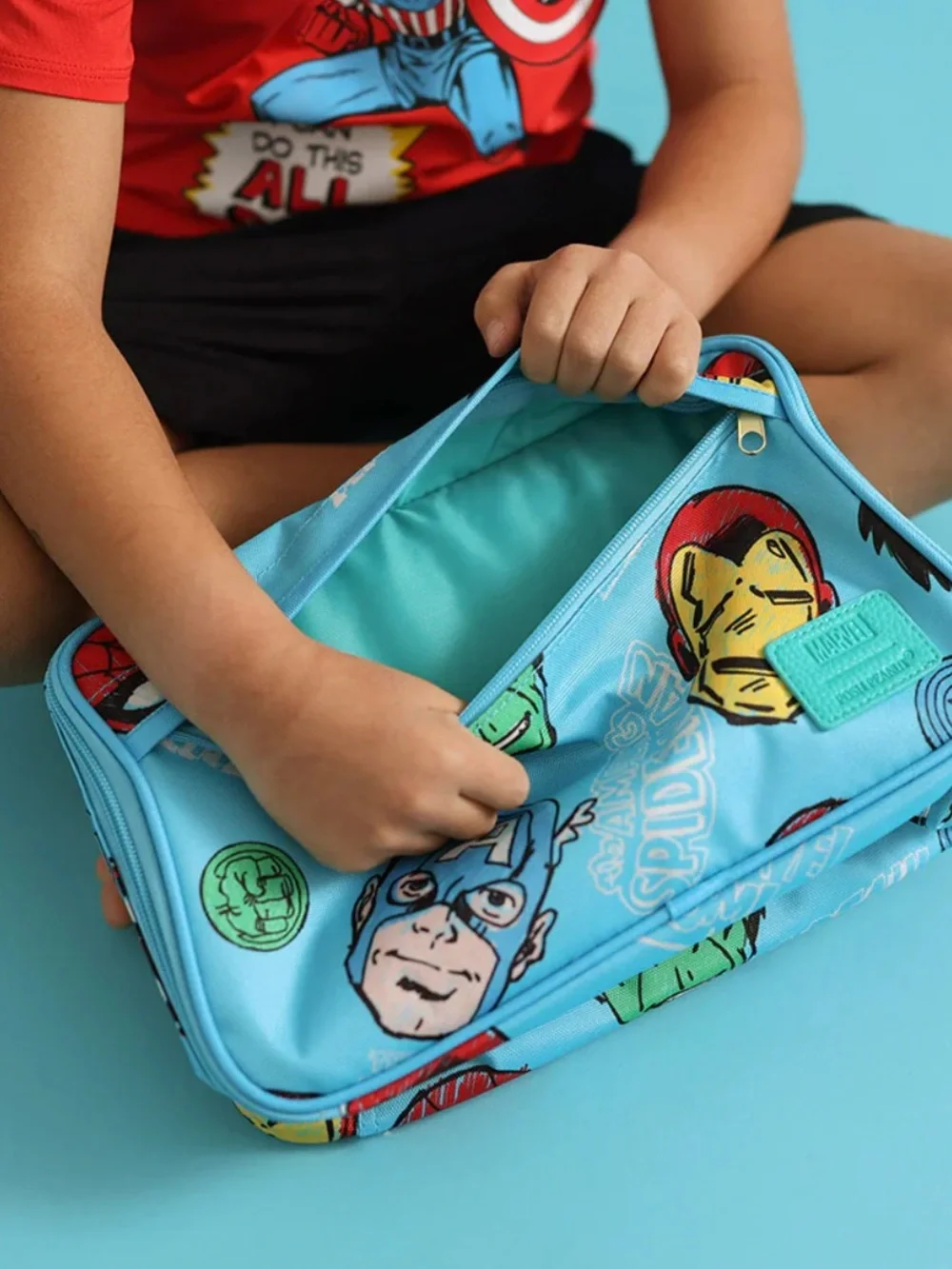 Posh Peanut Marvel Heroes Light Blue Kids Lunch Bag